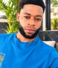 Встретьте Мужчинa : Alexandre, 29 лет до Франция  Bretagne 